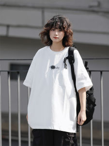 เสื้อยืดฤดูร้อนลําลองสําหรับผู้ชายหลวมพอดีสไตล์ญี่ปุ่นย้อนยุคพิมพ์กราฟิกคอกลมแขนสั้นป้องกันแบคทีเรีย