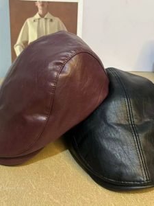 หมวกเบลาส์ PU หนังสีพื้น ทรงเรียบง่าย สไตล์เกาหลี หมวกแฟชั่นลำลอง ทรงเรียบง่าย สำหรับผู้ชายและผู้หญิง หมวกแฟชั่นฤดูใบไม้ร่วง/ฤดูหนาว