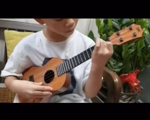 LJE Large Size 24inches Kids Ukulele Guitar Musical Toy for Kids