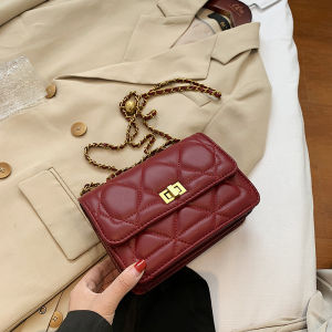 Red Wedding Womens Bag 2025 New Fashion Versatile Rhombus Chain Shoulder Crossbody Bag High-End Feelings for Brides