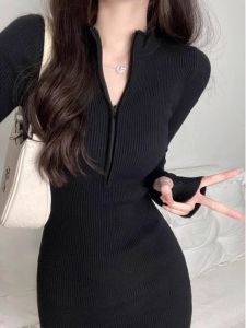 HUOLISI | Slim Fitting Black Knit Dress Flattering for Petite Body