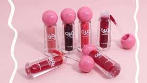 ลิปสติกใหม่ ติดทนนาน ให้ความชุ่มชื้นแก่ผิว ปรับปรุงผิวด้วยน้ำ บางเบา ให้ความชุ่มชื้น กระจ่างใส กันน้ำ ลิปแลคเกอร์ที่ดูดี