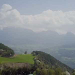 Camilan / Makanan Ringan Import Wafer Loacker Quadratini 125 Gram & 250 Gram Varian Peanut Butter Matcha Cappuccino Napolitaner Chocolate Vanilla Cocoa & Milk Dark Choco Raspberry & Blueberry Yoghurt