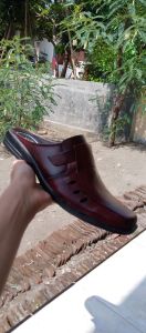 SANDAL SELOP KULIT PRIA MERAH 38 - 43