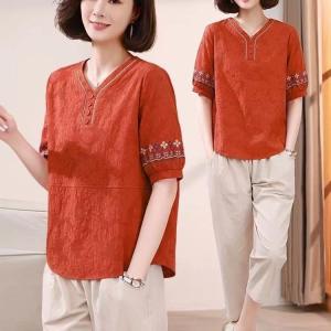 ผ้าฝ้ายลินินบริสุทธิ์กว้างหลวมกลางแขนเสื้อคอวีกับกางเกงขากว้างสไตล์ชาติพันธุ์ย้อนยุคสําหรับผู้หญิงที่มีอายุมากกว่า