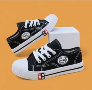 SEPATU SEKOLAH NB BOLA. SEPATU VIRAL TERLARIS