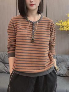 Age-Reducing round Neck Color Contrast Long Sleeve T-shirt Womens Middle-Aged Mother Clothes Fall and Winter New Arrival Stripes Western Style Small Shirt Elegant Tops