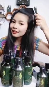 แชมพูสมุนไพรผมดก Hom Pruksa เซรั่มหอมพฤกษา 1 ชุด 499฿ ปริมาณ 290ml+80ml แชมพูสมุนไพรปลูกผม ลดผมร่วง ผมบาง ล้าน เร่งผมยาว ขจัดรังแค คันศีรษะ ชันนะตุ แชมพูปลูกผมหญ้าหางม้า ใช้ได้ทั้งหญิงชาย ส่งฟรี ส่งไว