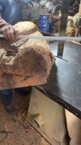 Hiasan Kayu Ukiran Tangan Kecil 猫咪摆件把玩铃铛可爱小猫迷你桌面礼物Natural sandalwood cat ornaments collection gifts