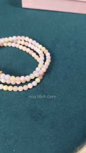 Vòng tay quấn 3 đá Beryl size hạt 4 li phối charm trái tim vàng xỏ ngang phong cách tiểu thư không kén mệnh | Hoa Minh Gem