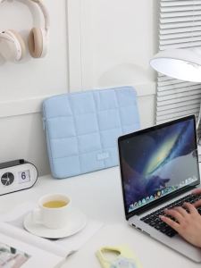 Protective Notebook Sleeve with Smooth Zipper for 14-inch and 15.6-inch RH2535/RH2536