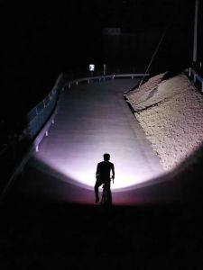 30 Hari Tanpa Pengisian Daya & 1999000mAh 300Watt Senter Kepala LED Cas Tahan