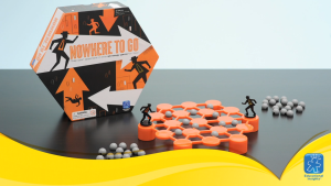 Educational Insights Tactical Skill Boosting Game for 2-6 Players - Nowhere to Go Strategy Board Game for All Ages