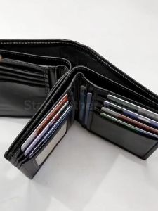 Dompet Kulit Pria 3/4 3 Dimensi Banyak Slot Kartu