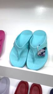 Hello Polo รองเท้าแตะแบบคลิปออน รองเท้าแตะสูงสำหรับสุขภาพ ส้นหนา 3 ซม พื้นนูมูกมาก กับร่ม เบาสบาย และกลางแจ้ง ผู้หญิง เหมาะกับฤดู HP8002