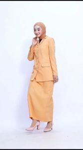 Seragam Dharmawanita Rok Span: Seragam Kerja Wanita