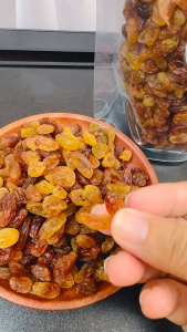 Nho khô Nâu - Ấn Độ Chua Ngọt Dịu Nhẹ Túi 1Kg