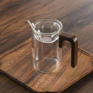 New 2025 Gong Dao Cup Integrated Glass Tea Filter with Wooden Handle Small Qingkan Special Cup High End Brewing Device
