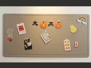 Shily Home กระดานสักหลาด 9มม ตกแต่งผนัง กระดานข้อความ ติดตั้งง่าย วัสดุเป็นมิตรกับสิ่งแวดล้อม