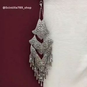 ที่ห้อยเข็มขัด สำหรับการตกแต่งชุดพื้นเมืองล้านนา พร้อมจัดส่งจากประเทศไทย ราคาที่สูงสุด 2-4 วันคู่สกุลเงิน