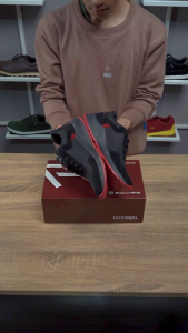 NAZREAL FOOTWEAR - Sepatu Sneakers Casual Pria Terbaru / Sepatu Sport Pria Ainsley Maroon AXL003