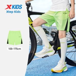XTEP | Quick Drying Breathable Shorts Five-Quarter