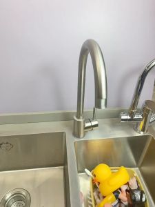 SUS304 Stainless Steel Vertical Faucet Non stainless steel Single Cold 360° Rotatable Kitchen Faucet Sink Faucet Bathroom Faucet