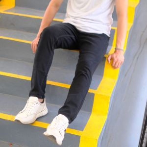 JEANS PANJANG PRIA RIP HITAM CRV