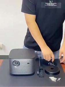 ●Portable Projector Bracket 360° Rotatable Wall Mount Beamer Holder Universal 1/4 Screw For XGIMI JMGO Dangbei Projector Stand