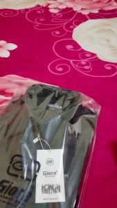 Atasan Polos Kemeja Pria Lengan Pendek Putih dan Hitam Baju Cowok Casual Bahan Katun Basic Reguler