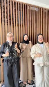 MADHARSHOP Irene Oneset Bahan Katun Linen Rami Motif Bordir Lengan 3/4 Setelan 2In 1 Blouse Celana Kulot Simple