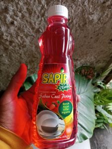 Sabun cuci piring STRAWBERRY