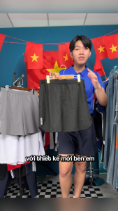 Quần đùi thể thao nam tập GYM chạy bộ xẻ chữ V vải dù gió LOGO phản quang túi sau để ĐT VNO172