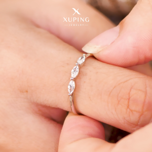 Xuping Cincin Kasual Mata 3 Elips Aksesoris Cantik 0122230333