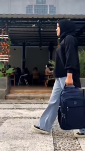 Tas Ransel Kuliah Laptop Tas Ransel Sekolah 18inc Tas POLO FREE Kabel USB C + RAINCOVER
