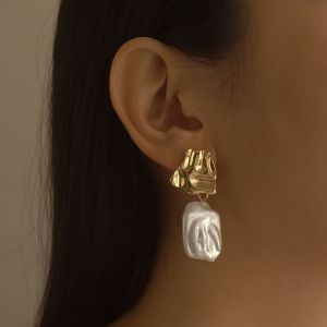 Fashion Baroque Pearl Earrings Rectangular White Natural Freshwater Pearl Dangling Earrings Bohemian Style Jewelry
