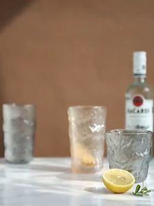 แก้วน้ำ กาแฟ แก้วมีลาย แก้ววิสกี้ แก้วบรั่นดี ค็อกเทล แก้วทรงสูง จับถนัดมือ สไตล์เกาหลี ขนาด 300 - 350 ml