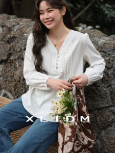 plus Size Womens Cotton Bubble Sleeve V-Neck Loose Fit Shirt Elegant Commute Style Spring Fashion Casual Inner Wear