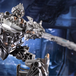 Baiwei Deformation Toy TW-1023 Wei M Zhentian Fighter SS Movie Aircraft Wei Robot King Kong Kids Boys