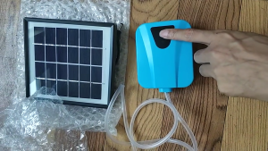 ปั๊มออกซิเจนตู้ปลา วิธีการจ่ายพลังงานสองวิธี: USB/พลังงานแสงอาทิตย์ เครื่องเติมอากาศในสระว่ายน้ำ