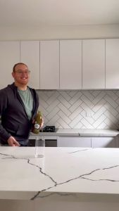 Australias Yarra Valley Hilltop Ready-to-Drink No Added Sugar Fresh Fruit Juice Smoothie 1L in Glass Bottle Organic Apple Juice Fresh Fruits Tropical Juice - Lazada