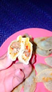 CIRENG isi ayam sosisusus isi 5 /cemilan enak