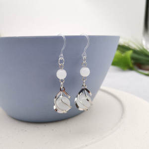 Allergy-Free Plastic Needle Earrings Womens Fashionable Elegant Goddess Style Trendy Gift Fresh out Sweet Style Floral Pattern