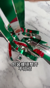 圣诞雨丝帘 1M*2M Xmas Tinsel Curtain Hiasan Krismas Christmas Decor 聖誕節 裝飾品 /背景布/节日布置/圣诞树装饰