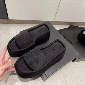 Womens Thick Heel Platform Sandals Casual Slip-On Summer Shoes Outdoor Wear Chunky Sole Flat Sandals Breathable Slip-On Pumps