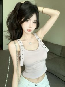 GUZILIAN | Retro Sweet And Spicy Girl Pink Halter Vest Womens Summer Short Style Slim Fit Base Top Commute Style Korean Version Pear Body Type