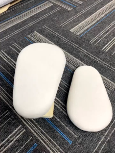 Gối là ủi quần áo loại nhỏ dùng trong may mặcxưởng tự làm.màu vải bọc ngẫu nhiên.