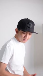 Eddostyn Topi Snapback Seri Full Black Logo