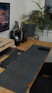 Xiaomi Mi Computer Monitor Light Bar No Screen Reflection Wireless Remote Control Dimmable Light Bar (Black)