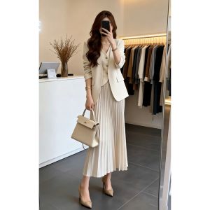 QFN | Vintage Fashion Elegant Occasion White Suit Set